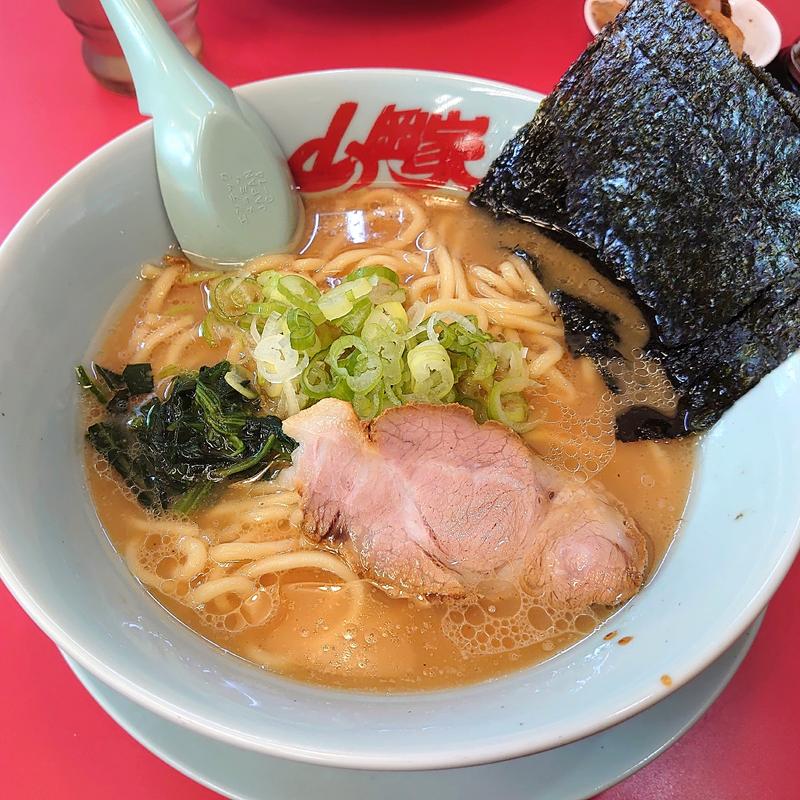 醤油ラーメン(ラーメン山岡家 平塚店)