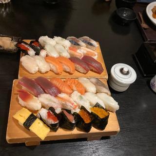 寿司　食べ放題(桜庭 )