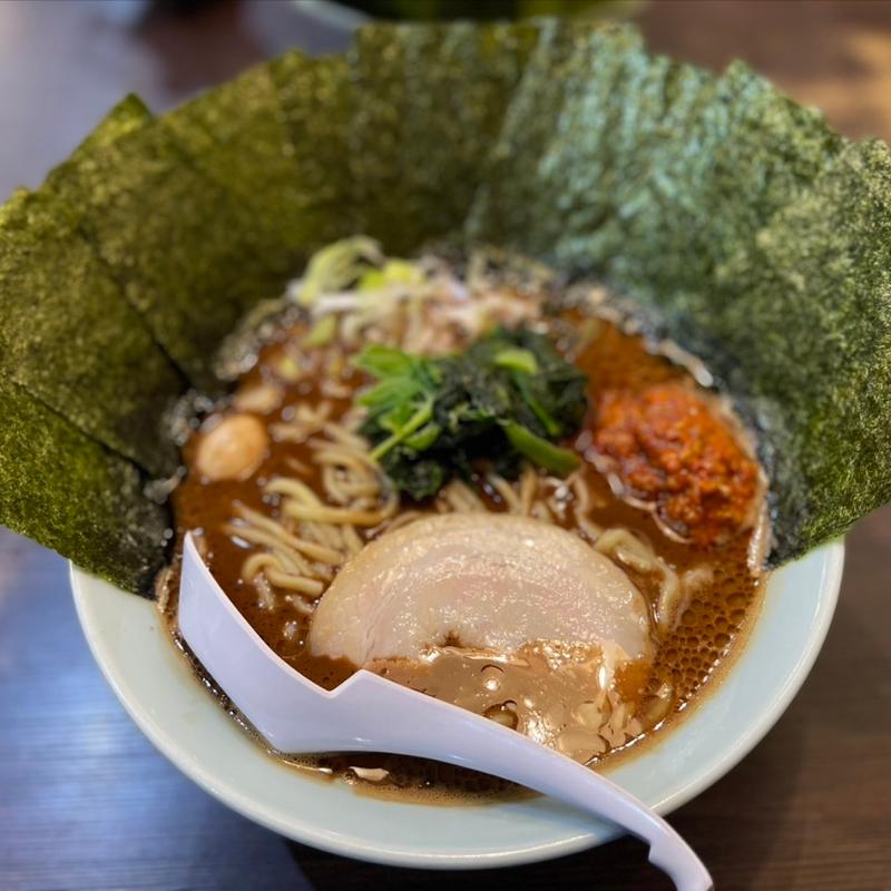 辛肉ラーメン黒胡椒味噌　麺大盛(横浜家系ラーメン 青葉台 魂心家)