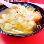 ワンタンメン(中)(元祖支那そば信吉屋 )