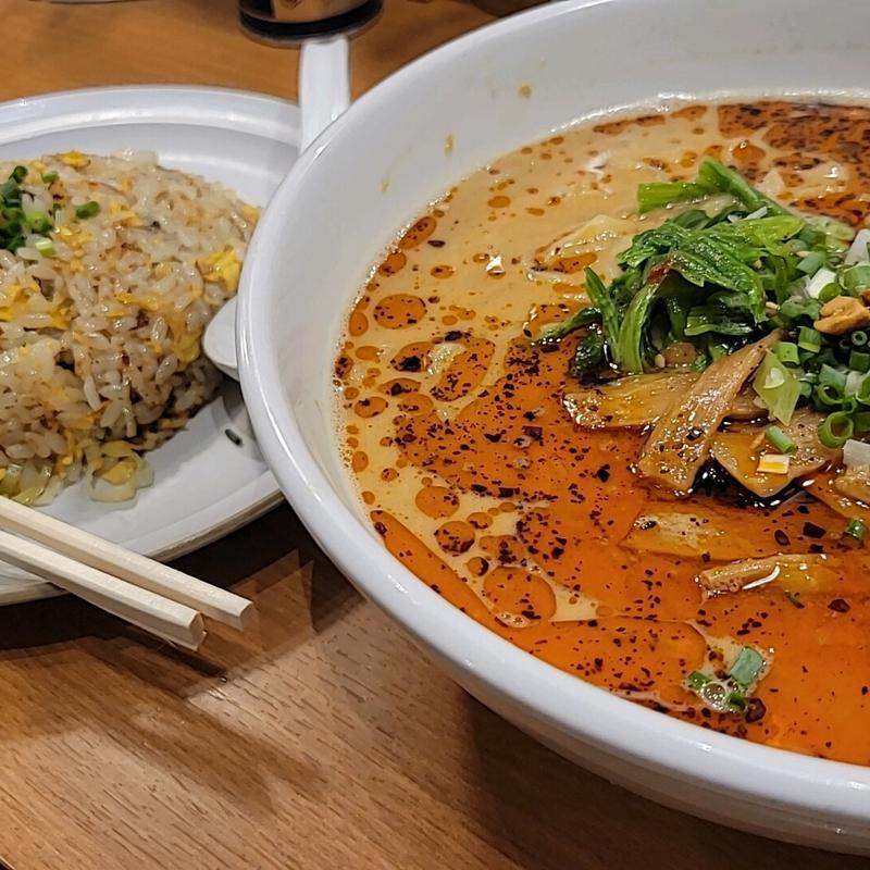 坦々麺セット(炒飯)(麺飯食堂なかじま)