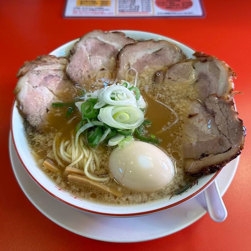 醤油ラーメン+チャーシュー+味玉(山さんラーメン)