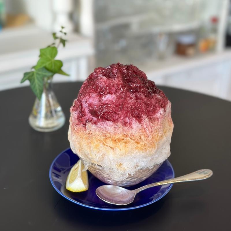 巨峰葡萄とアールグレイティー(氷と喫茶 ivy)