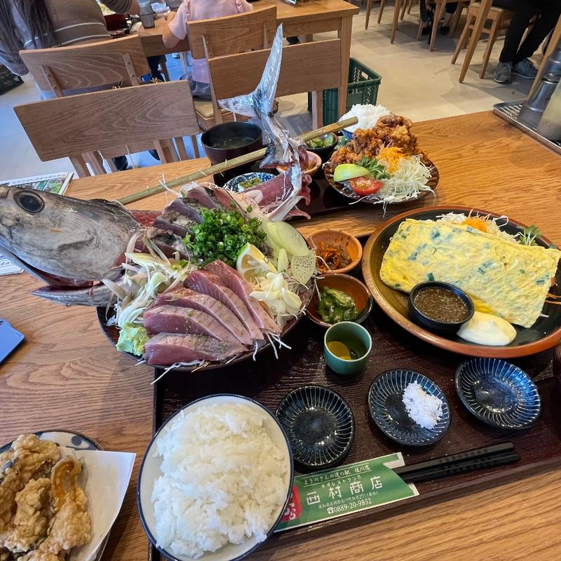 日の玉定食(西村商店 まきのさんの道の駅・佐川店)