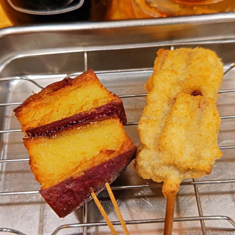 さつまいも・牛串(串かつ でんがな 上大岡camio店)