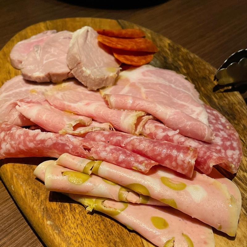 ハムの盛り合わせ(トラットリア クイント)