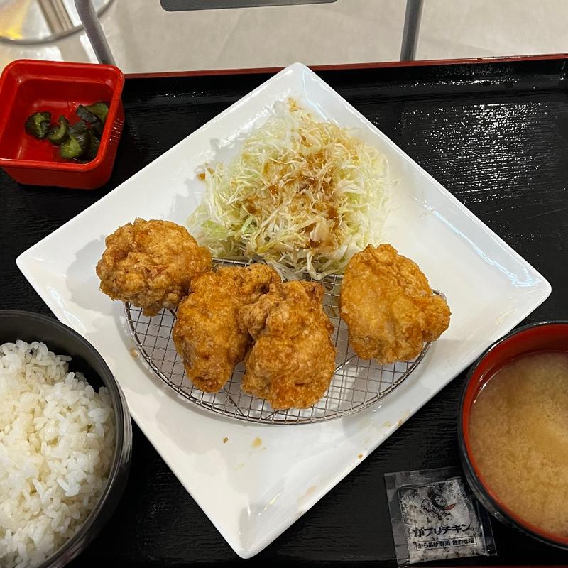 唐揚げ定食（4個）(からあげ、定食、丼 がブリチキン。イオンモール上尾店)