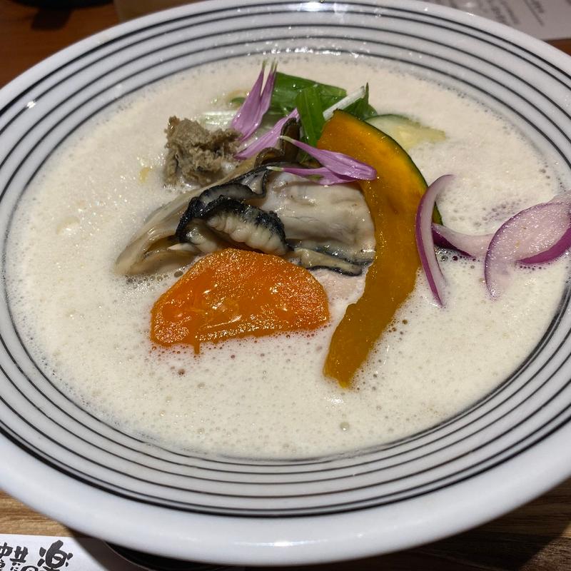 (とりそば嘉人)