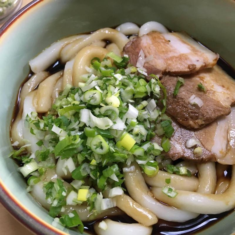 肉うどん(河崎屋 うどん店 （かわさきやうどんてん）)