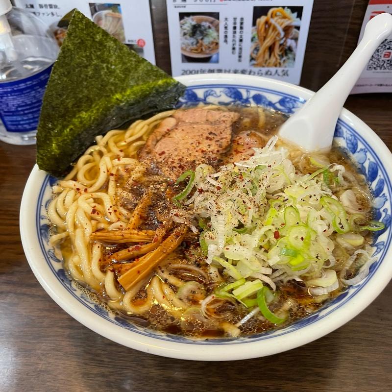 ラーメン(麺舗 十六 （メンポジュウロク）)