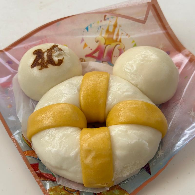 ミッキーうきわまん(チキン)(ボイラールーム・バイツ)