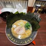 学生ラーメン(横浜家系ラーメン 高崎家)