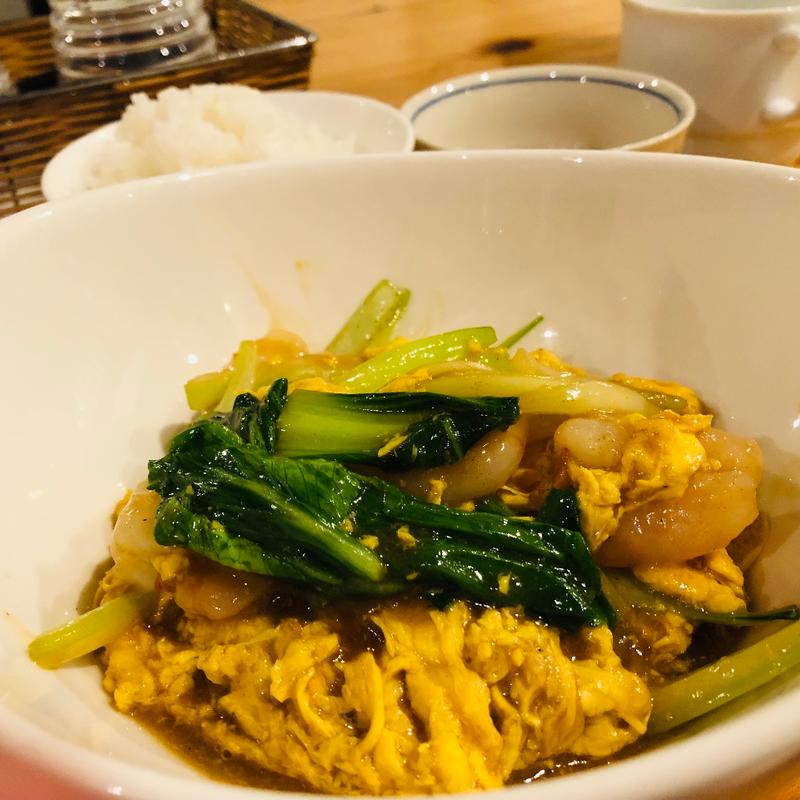 海老と卵と青菜のオイスターソース炒め(家常菜 博朱)