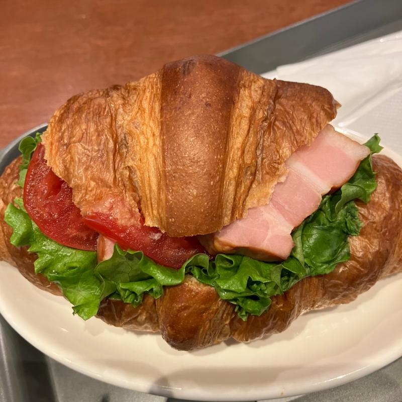 クロワッサンBLT(プロント さっぽろポールタウン店)