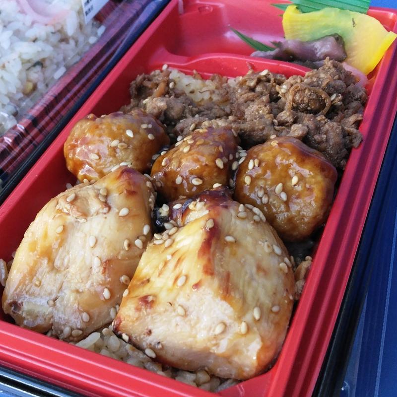 激うま鶏づくし重(Odakyu OX 鶴川店)