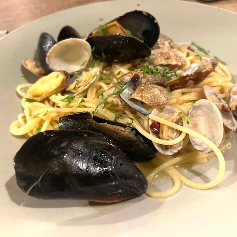 フレッシュムール貝と北海アサリのヴォンゴレ(Cafe RIGOLETTO)