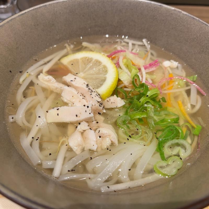 鶏のフォー(コムフォー アーバンドック ららぽーと豊洲)