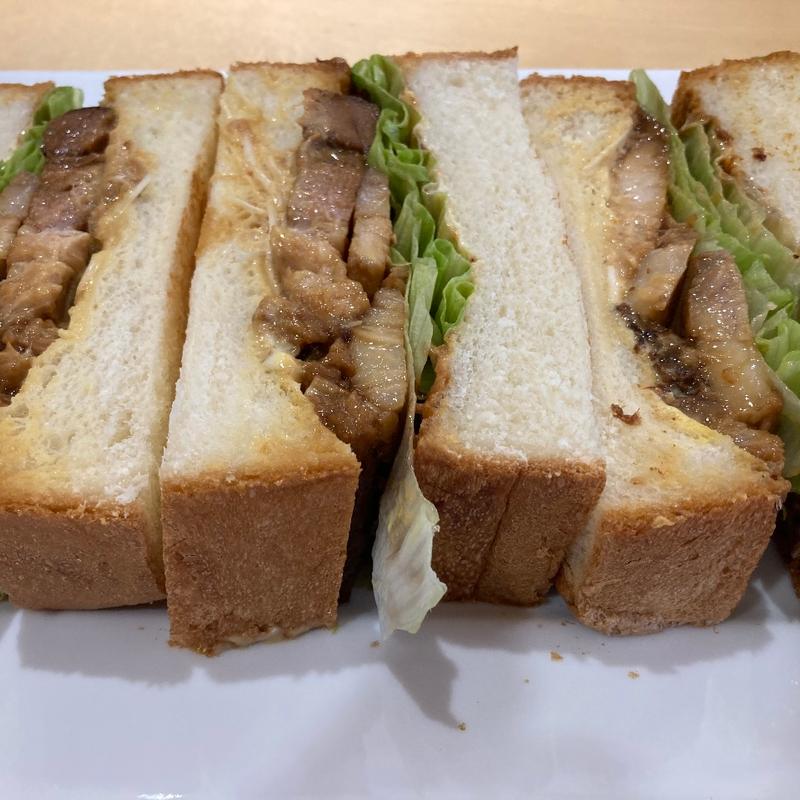 HIMITSU豚のチャーシューサンド(パントエ （PANTOE）)