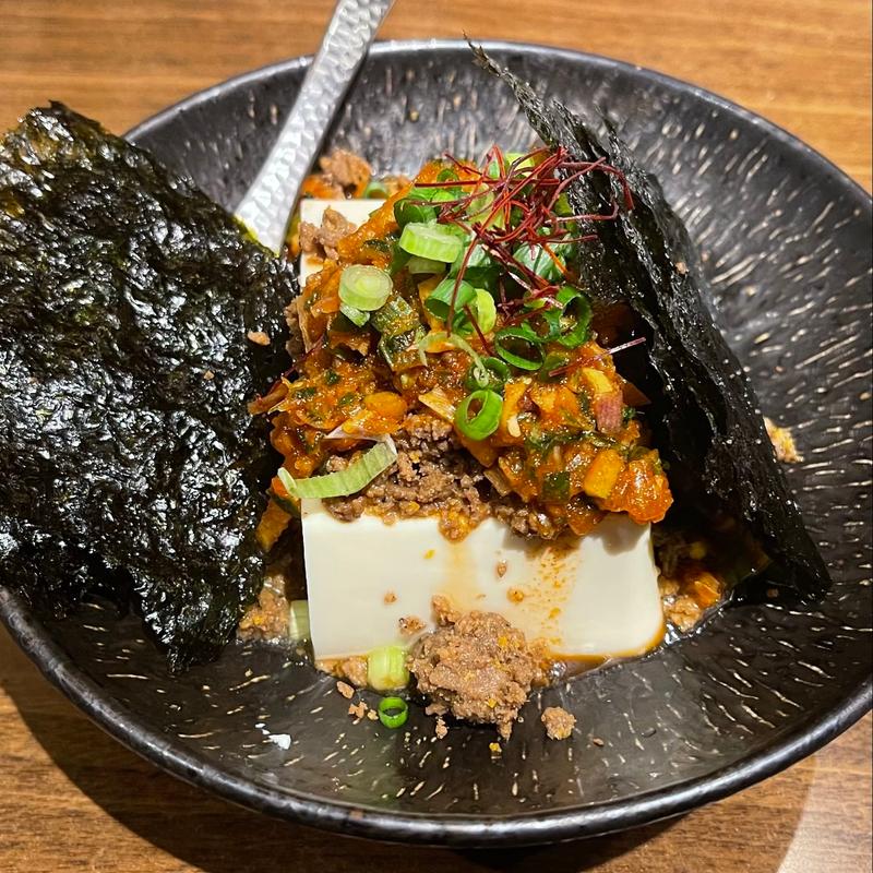 ピリ辛冷やっこ(トラジ 晴海トリトン店)