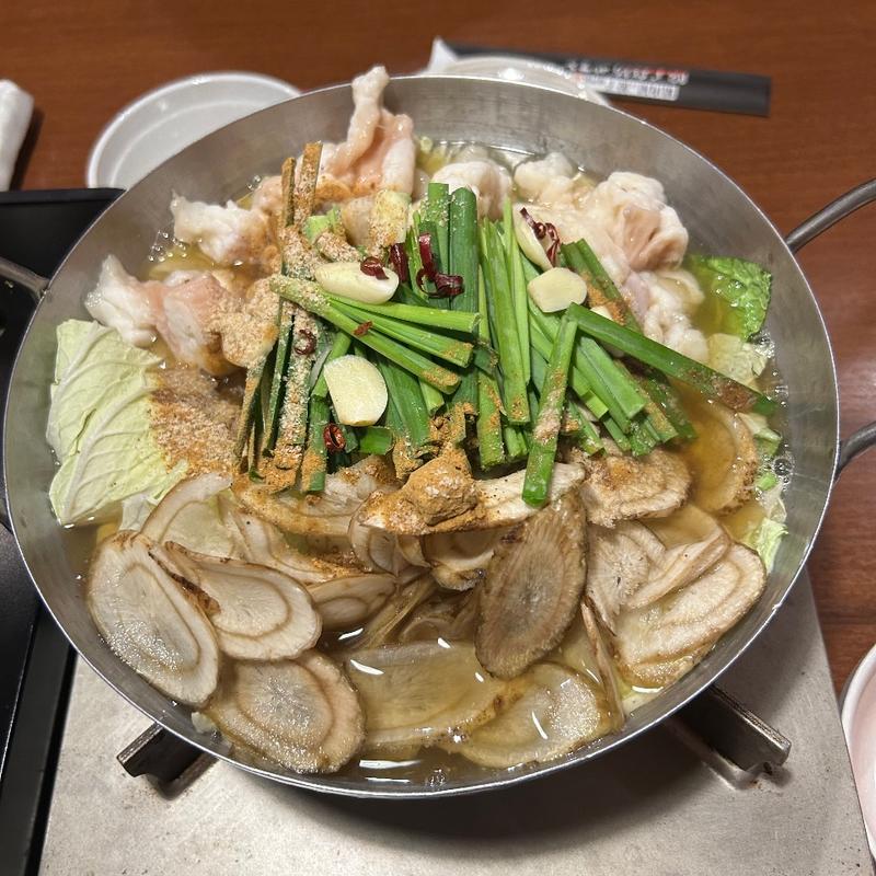 精肉店のもつ鍋(精肉屋の餃子専門店 餃子食坊やまと小名浜店)