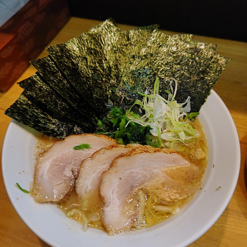 ラーメン(海苔・チャーシュートッピング)(大桜 上永谷店)