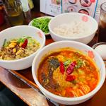 ハーフハーフセット(極上担々麺 香家 高輪台駅前店)