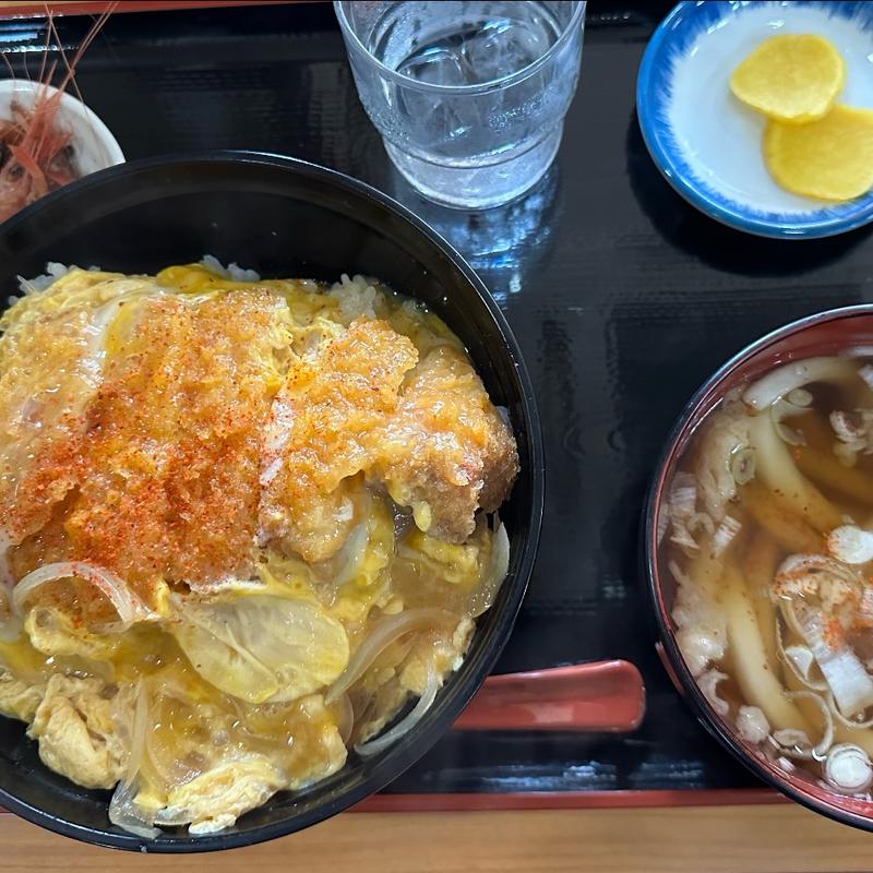天鍋定番(小うどん小鉢付)(百万石うどん 南町店 （ひゃくまんごくうどん）)