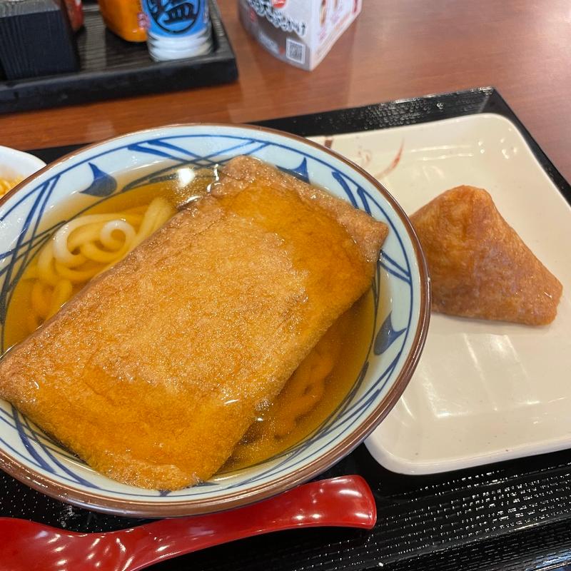 きつねうどんと稲荷寿司(丸亀製麺高槻)