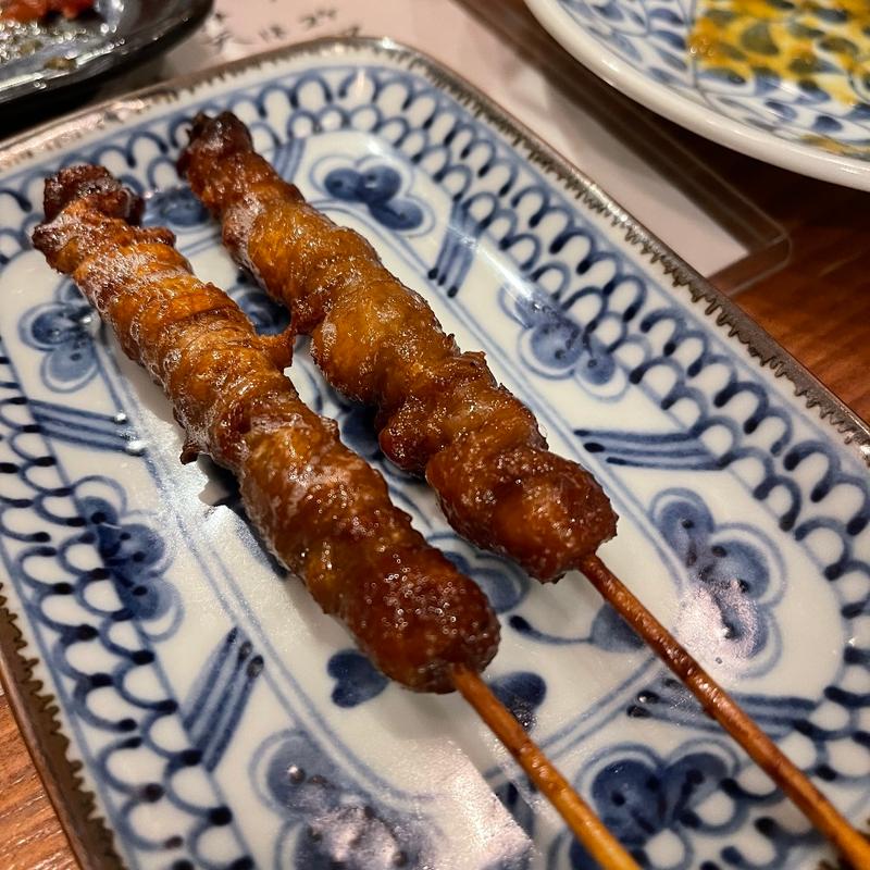 皮グルグル(串焼き 炊き餃子　おくちゃん)