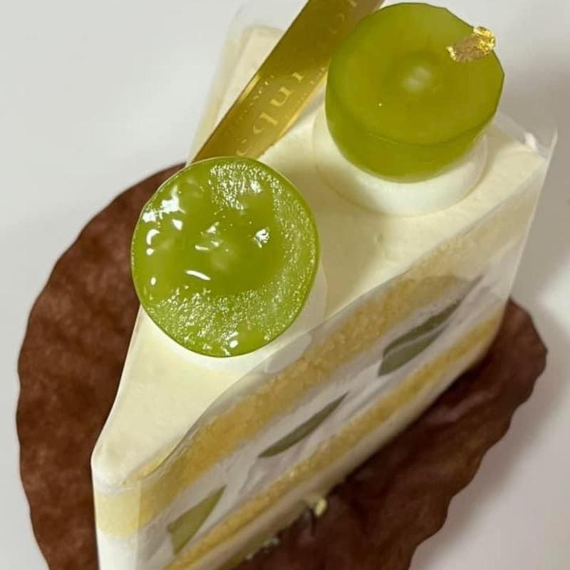 マスカットショートケーキ(エキリーブル (équilibre))