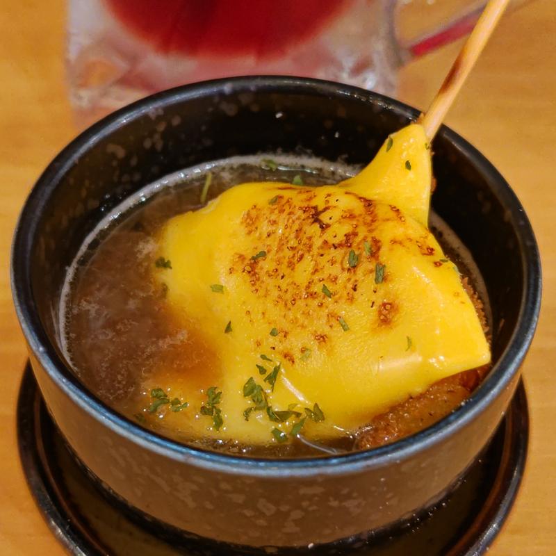 オニオングラタンスープ(串揚げとワイン はち2nd)