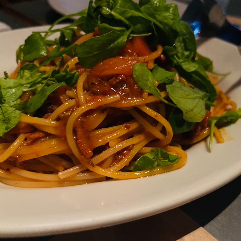 愛知篠島産 タコのラグー　軽いトマトソース：スパゲッティ(pizzeria napoletana CANTERA 調布店)