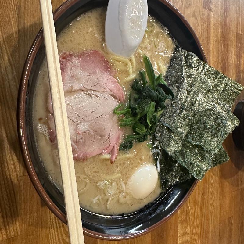 醤油豚骨ラーメン(豚骨らあめん専門店 とんこつ家ZUN)