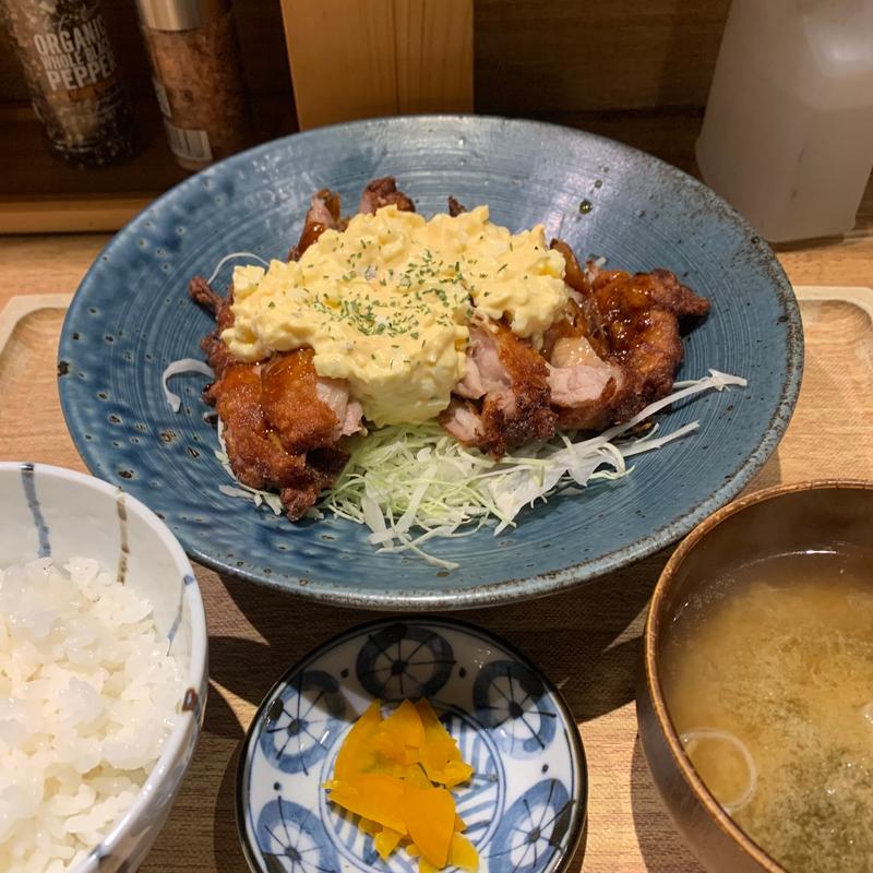 チキン南蛮定食(肉屋食堂　太助)