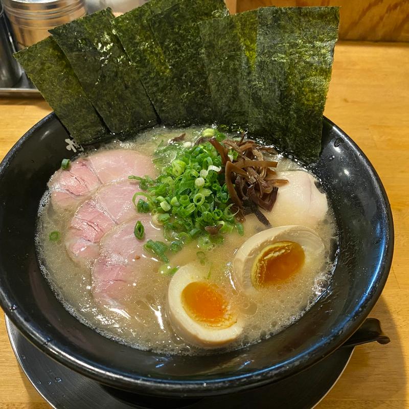 豚骨特製ラーメン(博多一瑞亭 三田店)