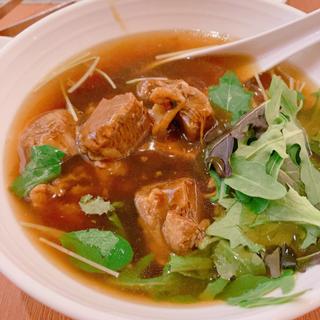 牛肉煮麺(中華旬彩料理・火鍋 聚 サンシャインシティ・アルパ店)