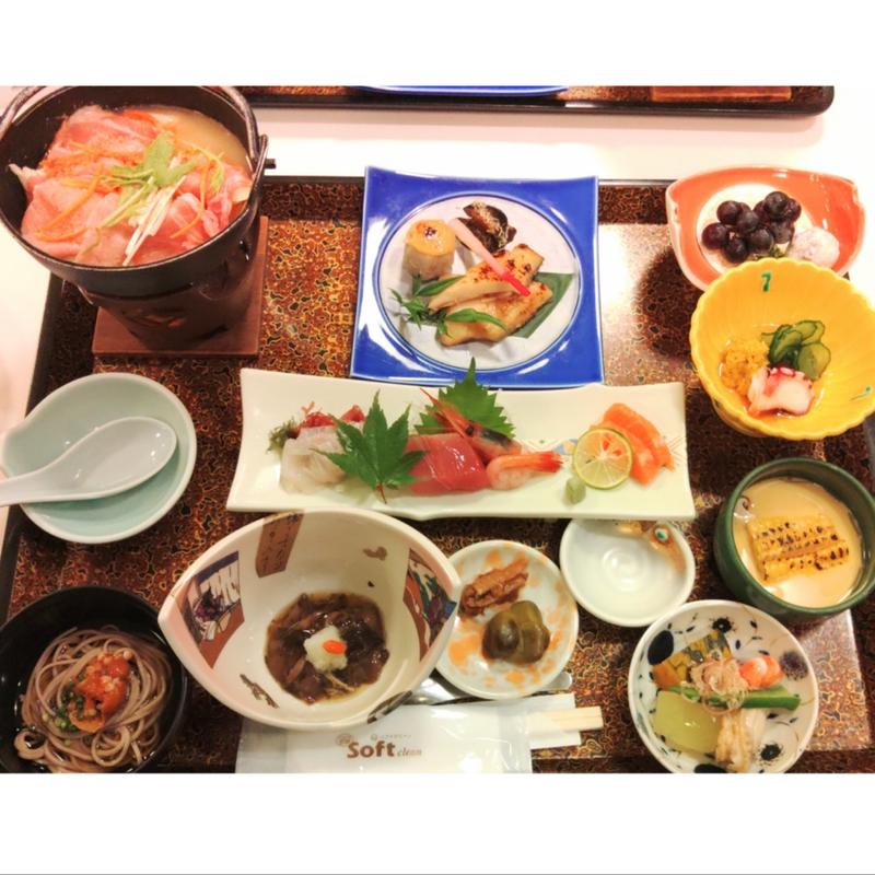 夕食(福祉健康保養センター つがる富士見荘)