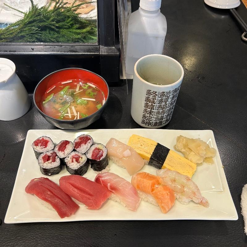 にぎり(つきじ鈴富 すし富本店)