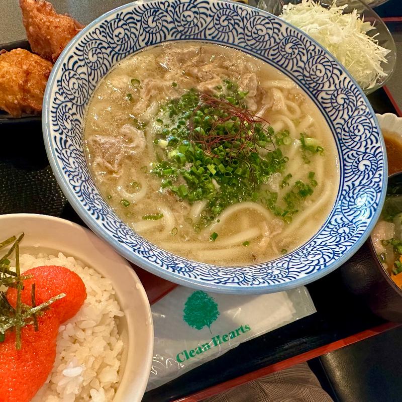 牛かすうどん(丸鶏藤や 三軒茶屋)