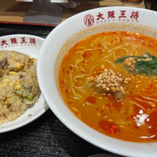 坦々麺（半チャーハンセット）(大阪王将 ゆめタウン飯塚店)
