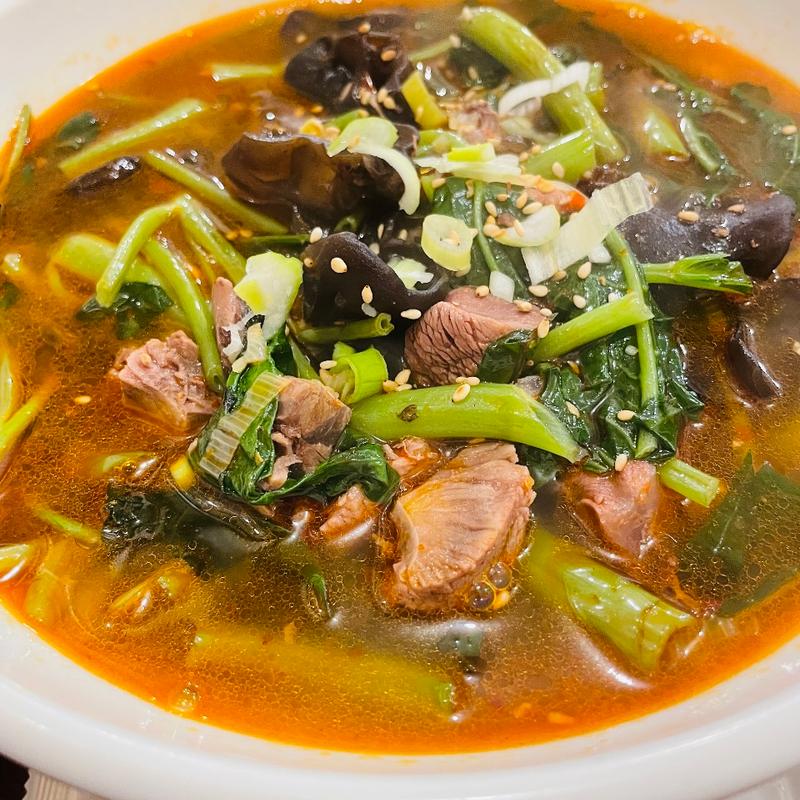 麻辣牛肉ラーメン(老酒舗)