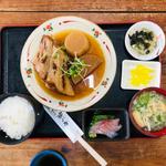 煮付け定食(寿司と魚料理魚々や )