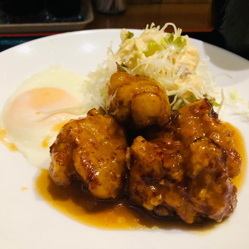 鶏くわ焼きと目玉焼き(ずぼらや四季)