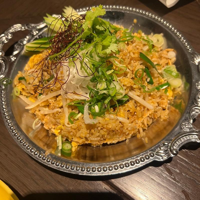 台湾炒飯(Bai toong（バイトーン）)