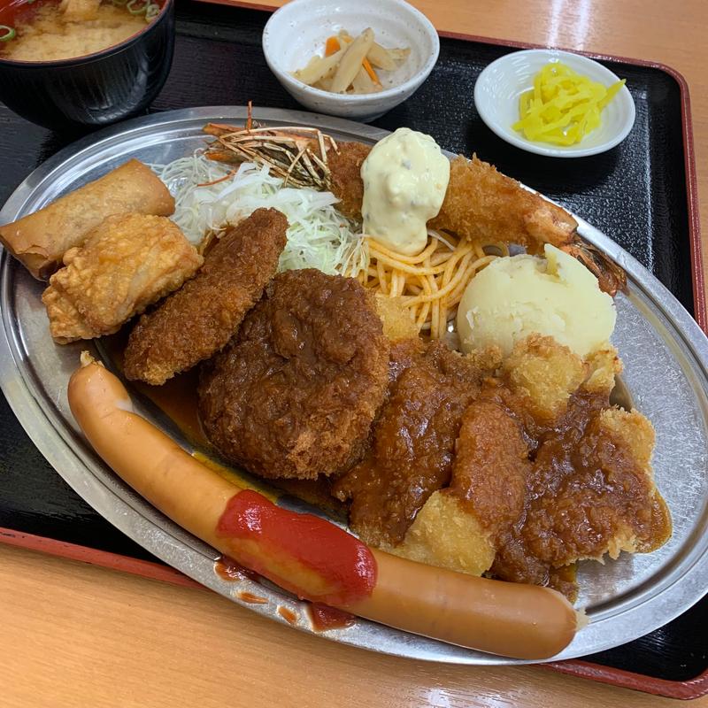 特ランチ(赤丸食堂)