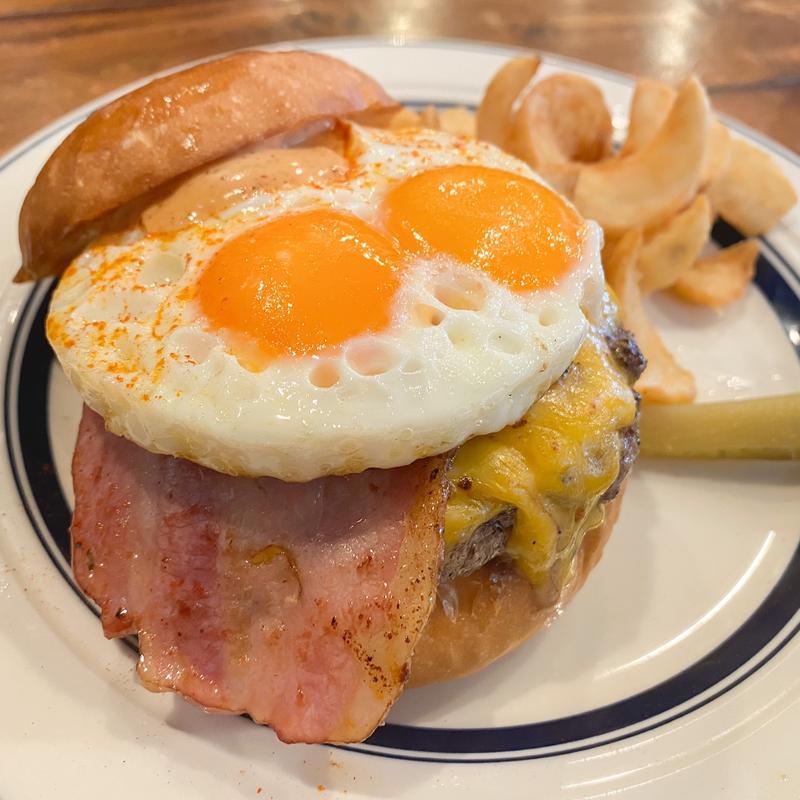 限定　お月見バーガー(アンバープレイス)