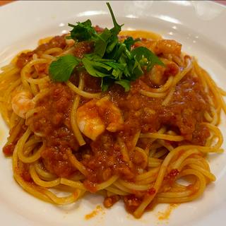 スパゲッティ　海老のマリナーラ