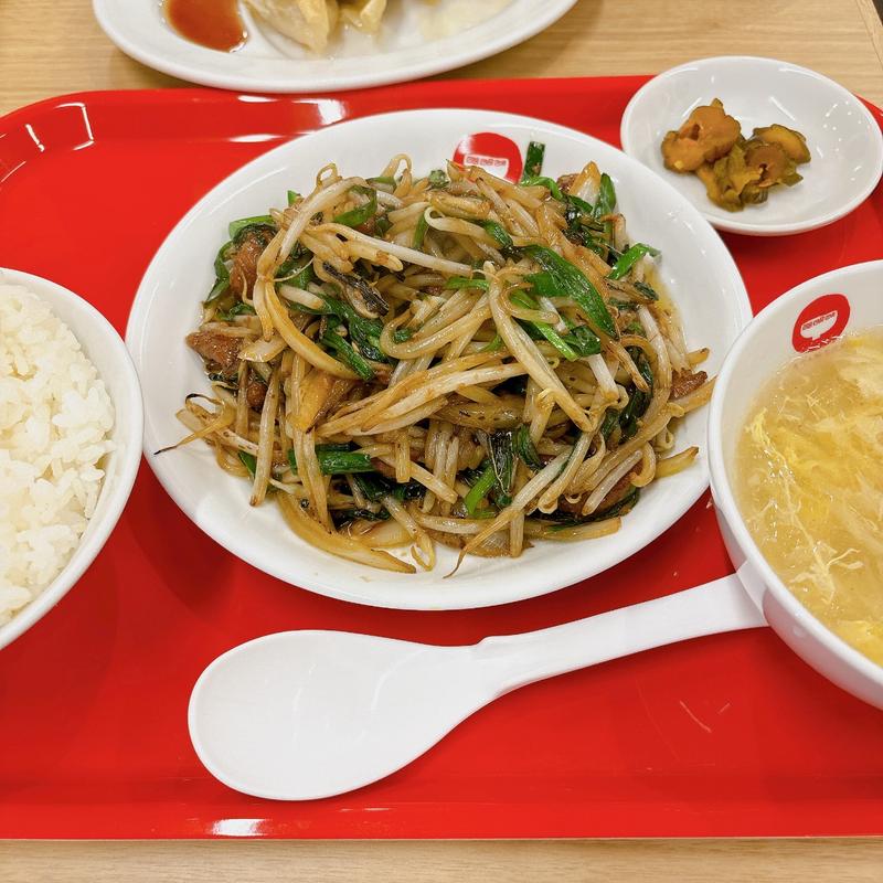 レバニラ炒め定食(ラーメン新世 本店)