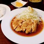 チキンソテー(洋食 KOBAYA)