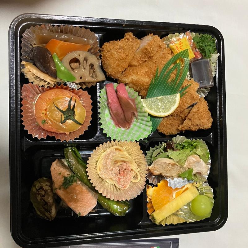 おつまみ弁当(かみかみya （カミカミヤ）)